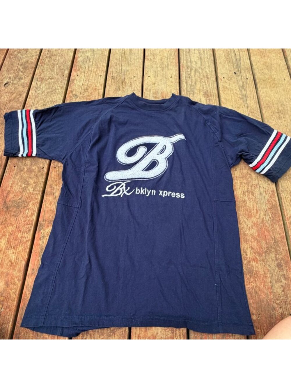 Y2k Bklyn Xpress Navy Blue T-Shirt With Striped Sleeves & Embroidered Logo Mens